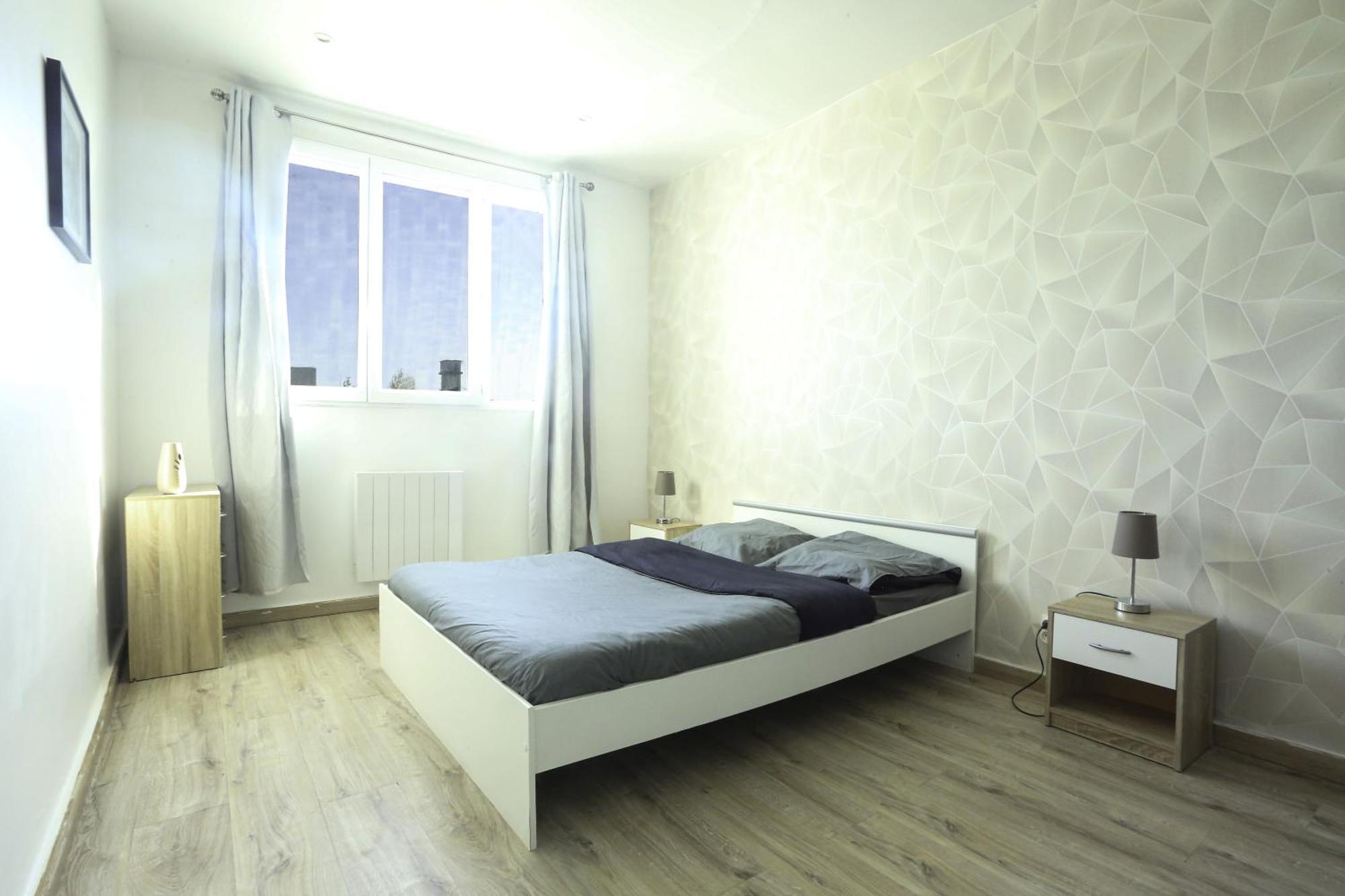 Elegant Appartement Bord De Seine Монтро-фот-Йон Екстериор снимка